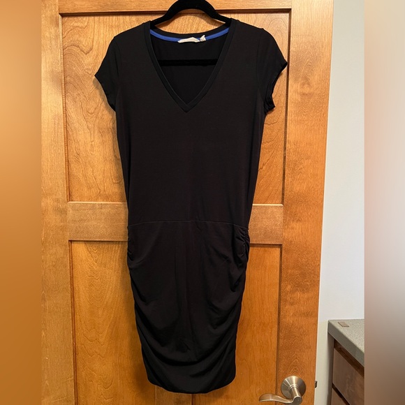 Athleta Dresses & Skirts - Athleta T-Shirt Dress